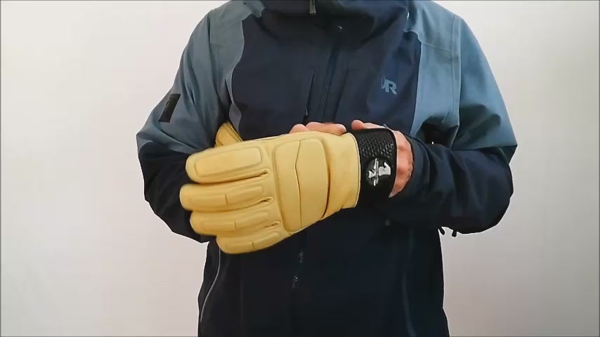 Freeride Radical Glove closeup video
