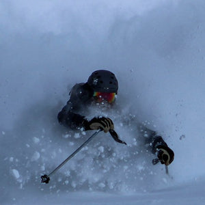 Short Cuff Ski Glove in Powder